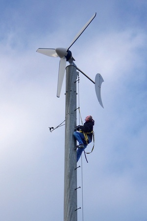 JW Summiting the New Mount UU 11-19-10.jpg